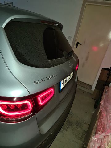 MERCEDES-BENZ GLC 300 e 4MATIC Autom. -