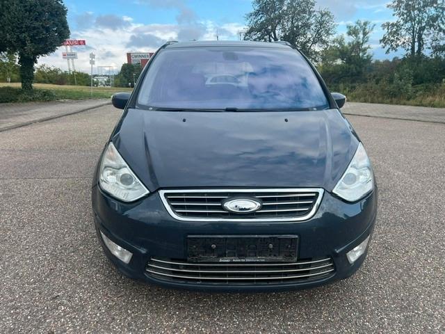 Ford Galaxy Titanium*NAVI*LEDER*XENON*CAM*PDC*Pano*