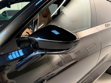صورة 8 لـ 2022 Aston Martin DBX