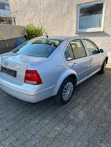 Volkswagen Bora 1.4 Comfortline Comfortline - Volkswagen Bora Comfortline mit Benzin-Antrieb