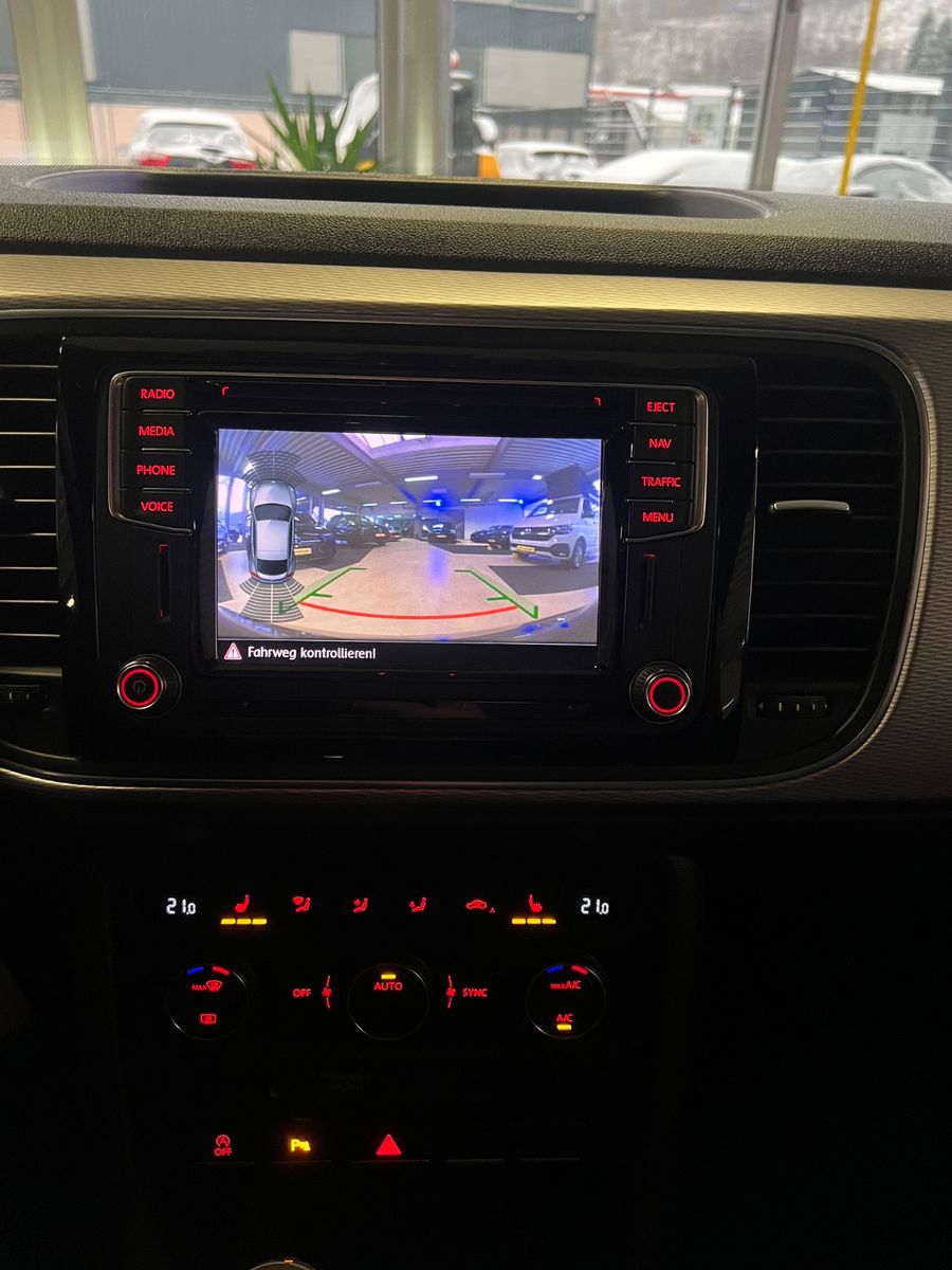 Fahrzeugabbildung Volkswagen Beetle Lim. 2.0 TDI Club R line SONDERMODEL*