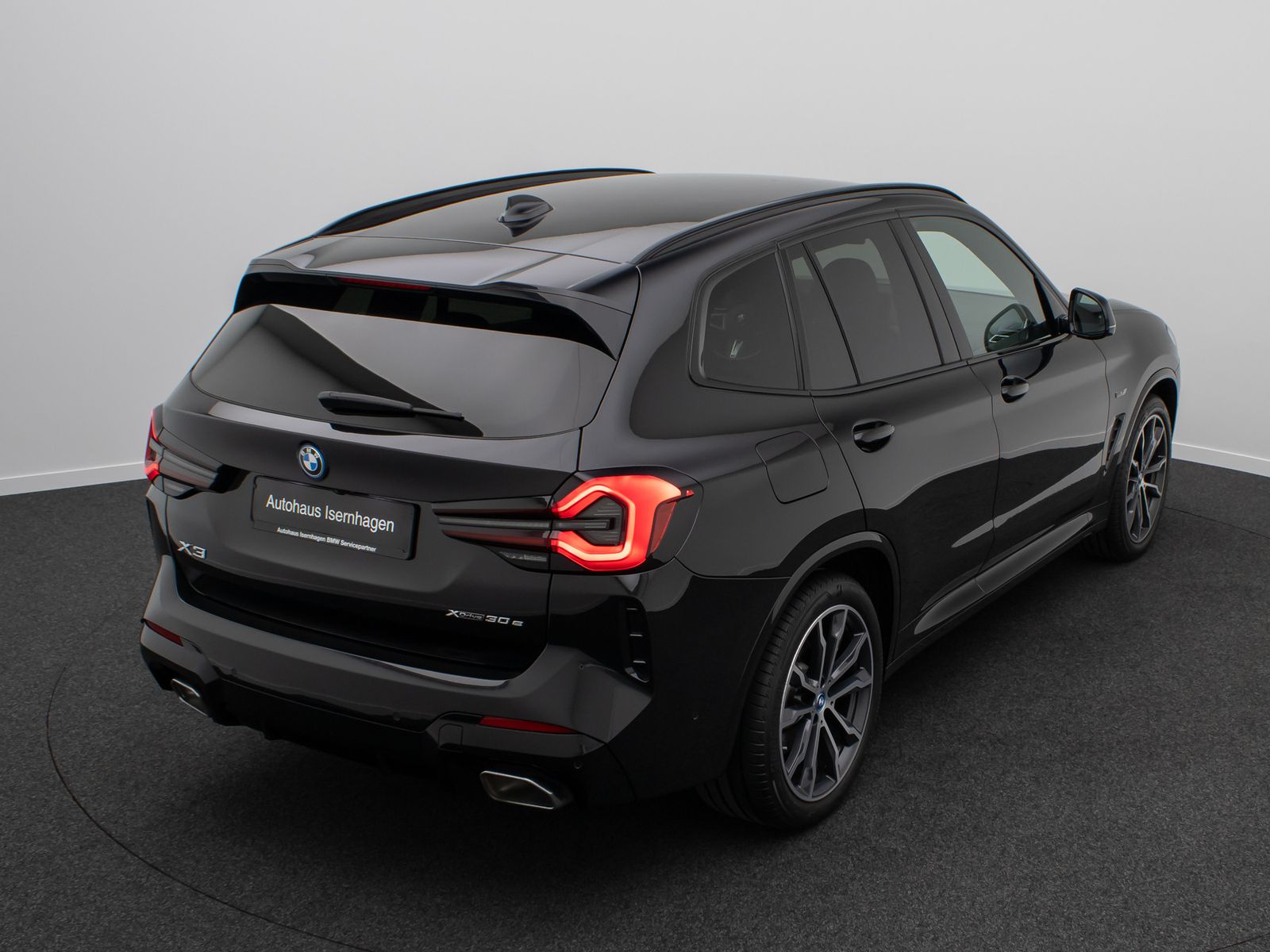 Fahrzeugabbildung BMW X3 xD30e M Sport HUD DAB Laser Komfort 20Zoll