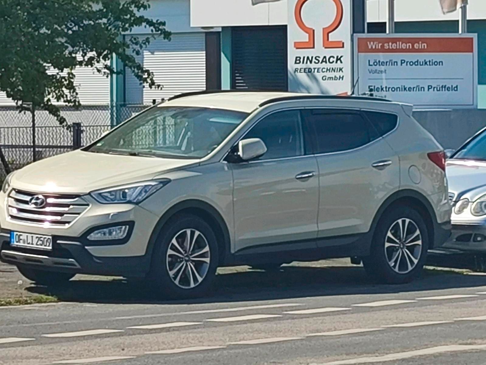 HYUNDAI Santa Fe