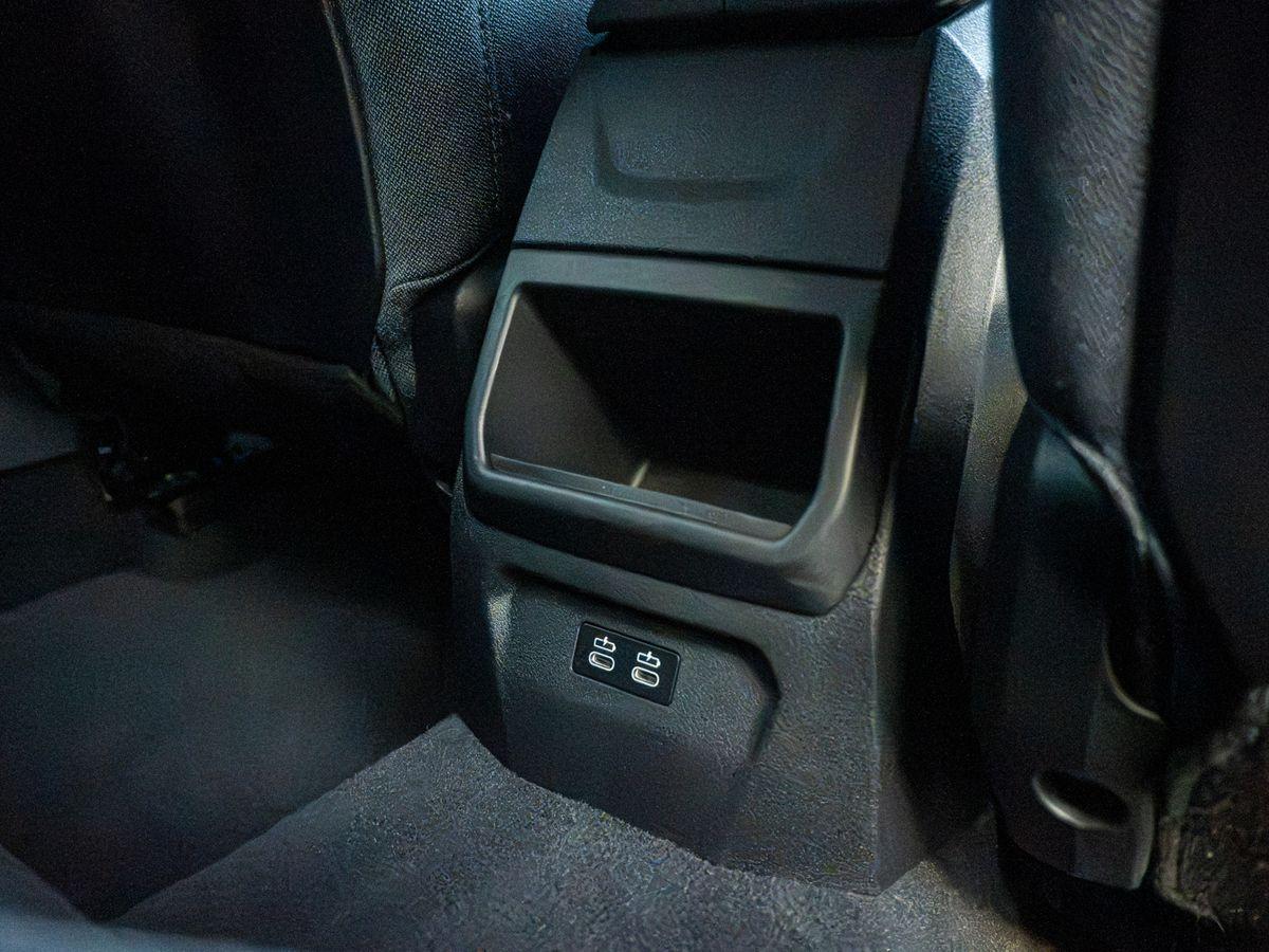 BMW 1 Series AdLED KoZg SpSitze SpieglP ParkA S-Glas 17", миниатюра 18