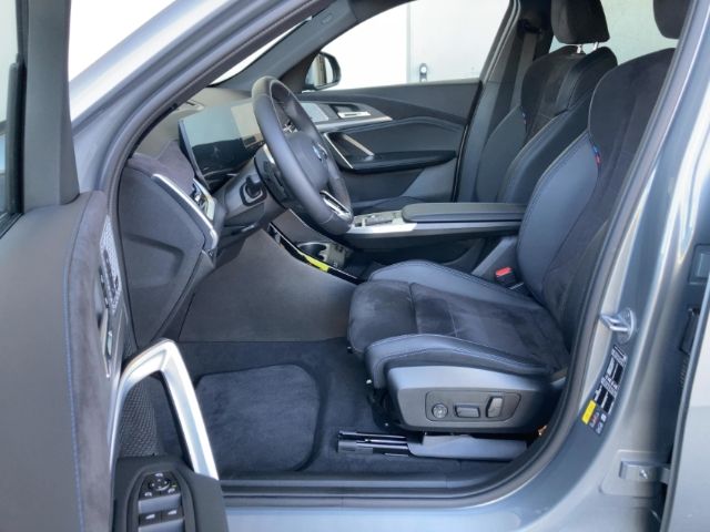 BMW iX2 - Bild 14