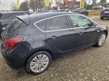 Bild 5 Opel Astra J Lim. 5-trg. Exklusiv