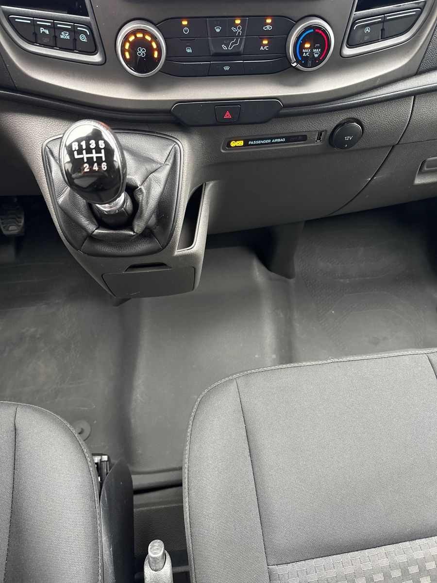 Fahrzeugabbildung Ford Transit Custom 280 L1H1 SORTIMO+NAV+KAMERA+PDC