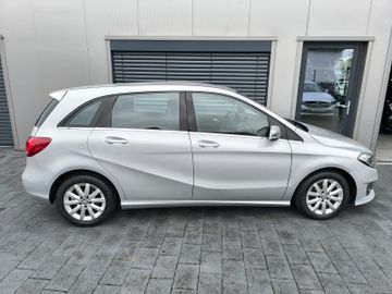 Bild 8 Mercedes-Benz B 180 Style Automatik Navi PDC SHZ