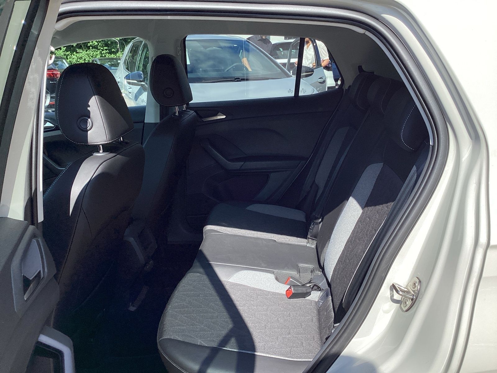 Volkswagen T-Cross - Bild 14