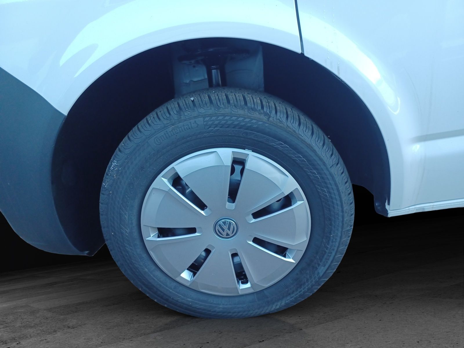 Fahrzeugabbildung Volkswagen T6 Kombi T6.1 TDI 9- Sitzer LED GRA PDK KLIMA VO