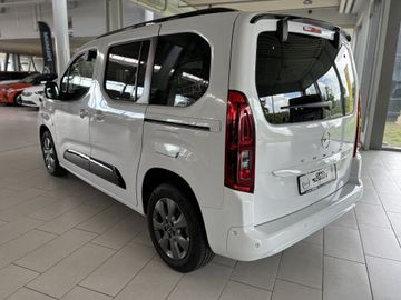 Fotografie des Opel Combo 1.5 D Automatik GS