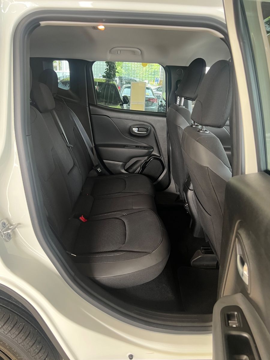 Fahrzeugabbildung Jeep Renegade Limited 4WD * AUTOMATIK *KAMERA*