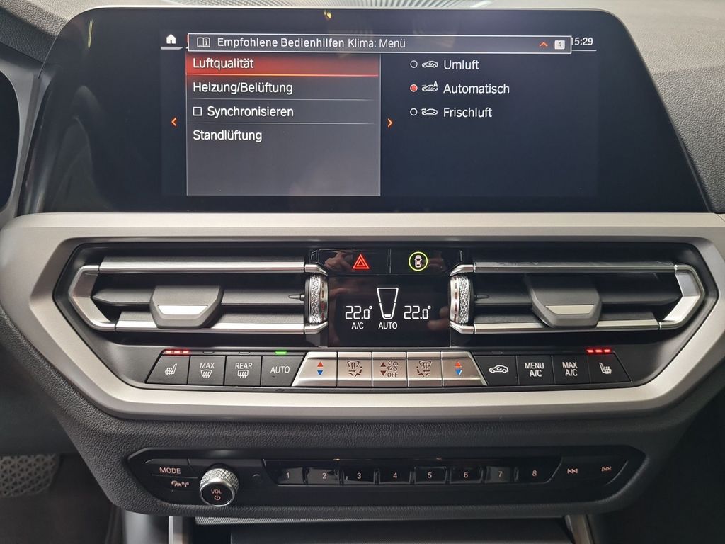 BMW 330 d xDrive Touring Advantage DAB Tempomat Shz. 