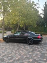 Mercedes-Benz Mercedes W211 E300 - gebrauchte Mercedes-Benz E 300 aus dem Jahr 2009