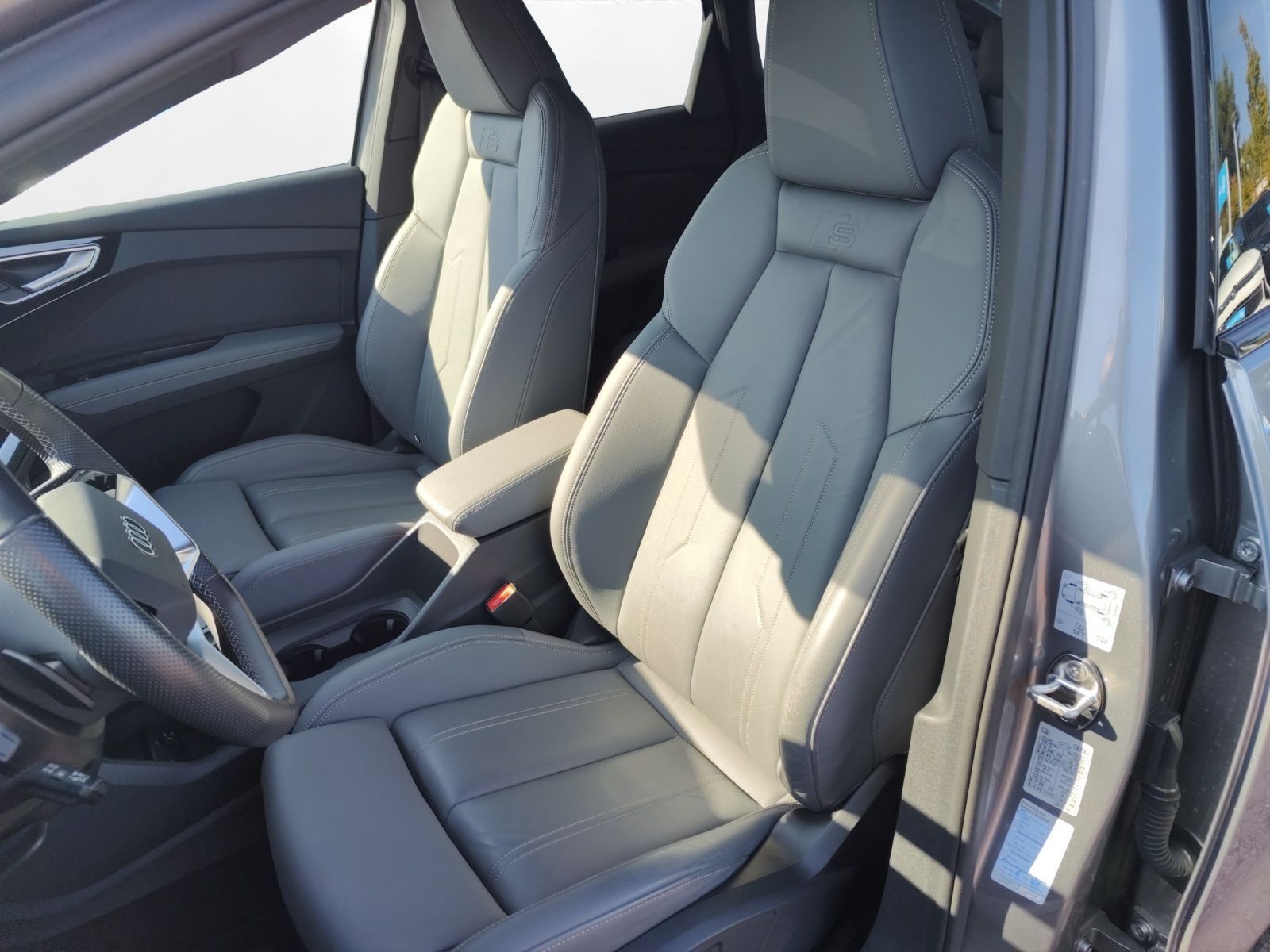 Audi Q4 50 e-tron Sportback quattro S-Line Matrix RFK imagem 2