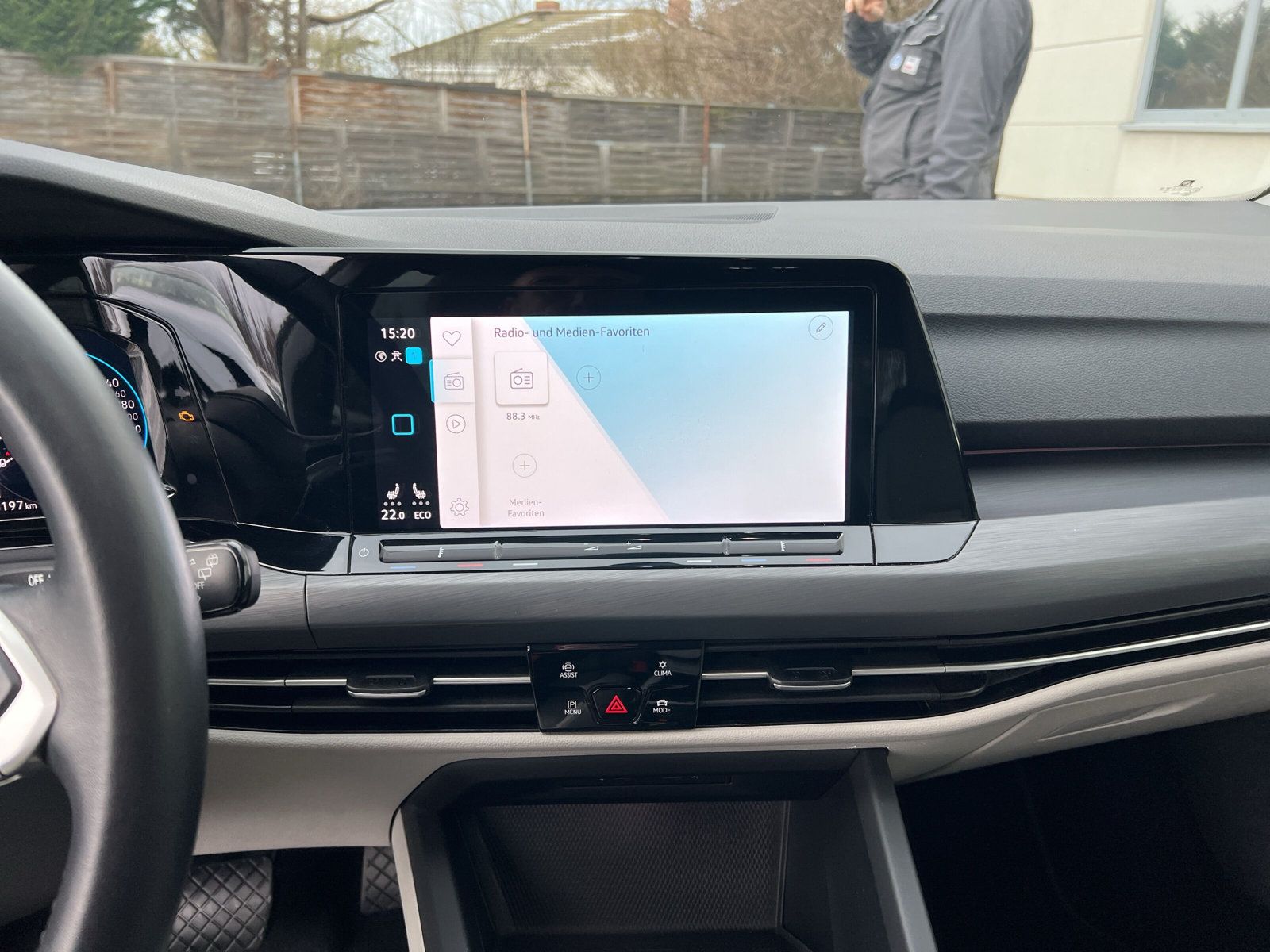 Fahrzeugabbildung Volkswagen Golf VIII 1.4  eHybrid Style MATRIX DCC NAVI