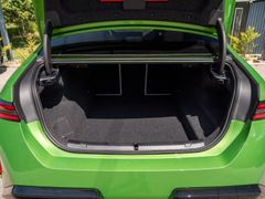 BMW M5 – 32 / 32