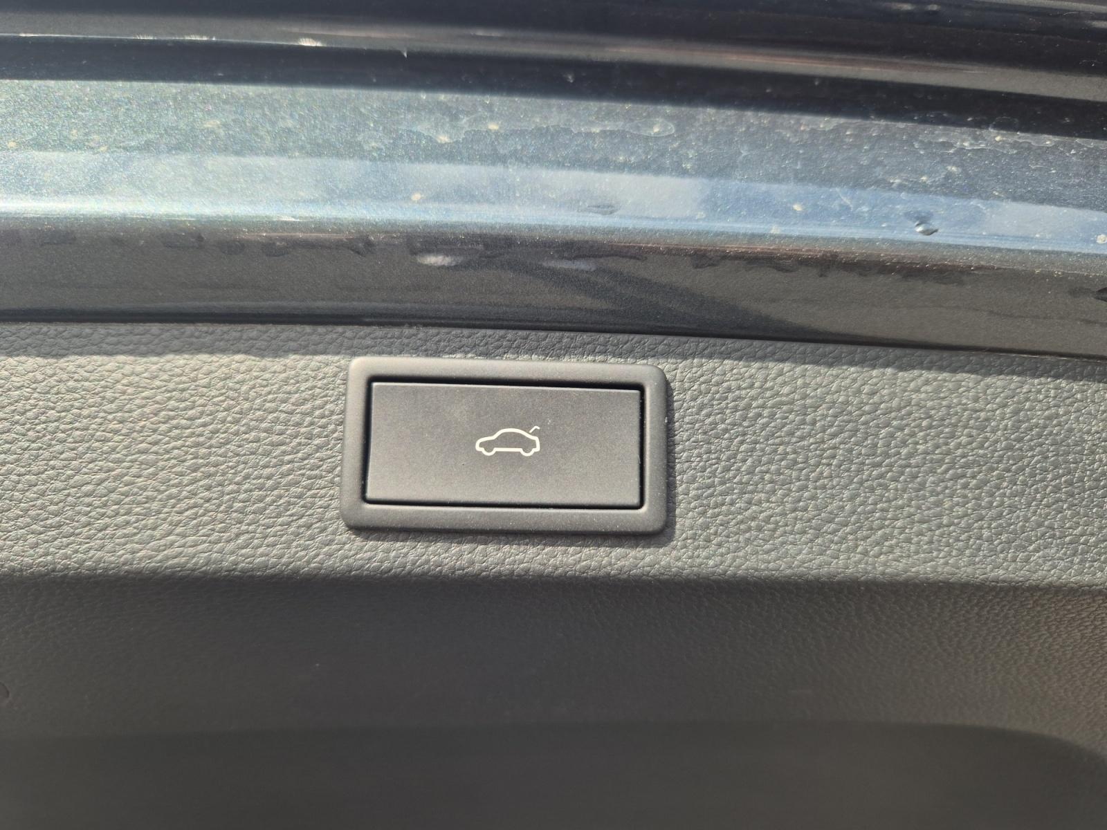 Skoda Karoq 1.5 TSI DSG CLEVER +AHK +LED +ACC +RKAM +N