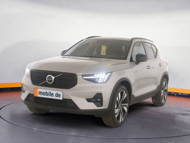 Volvo XC40 B4 Benzin 2WD Plus Dark DKG/AHK/BLIS/360°