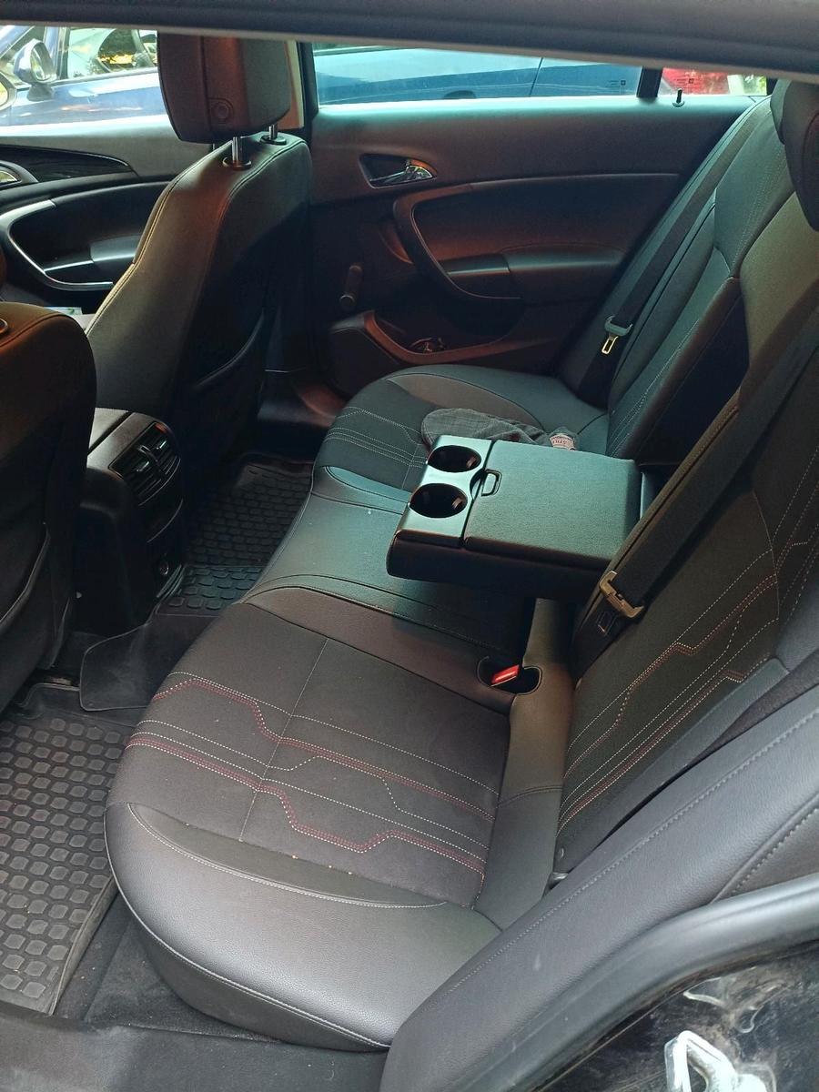Opel Insignia 2012 — photo 12