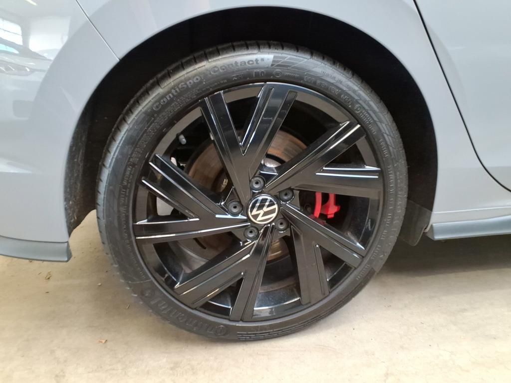 Volkswagen Golf GTI 2.0 TSI DSG RFK*PDC*Tempo*Klima*NAV*SH