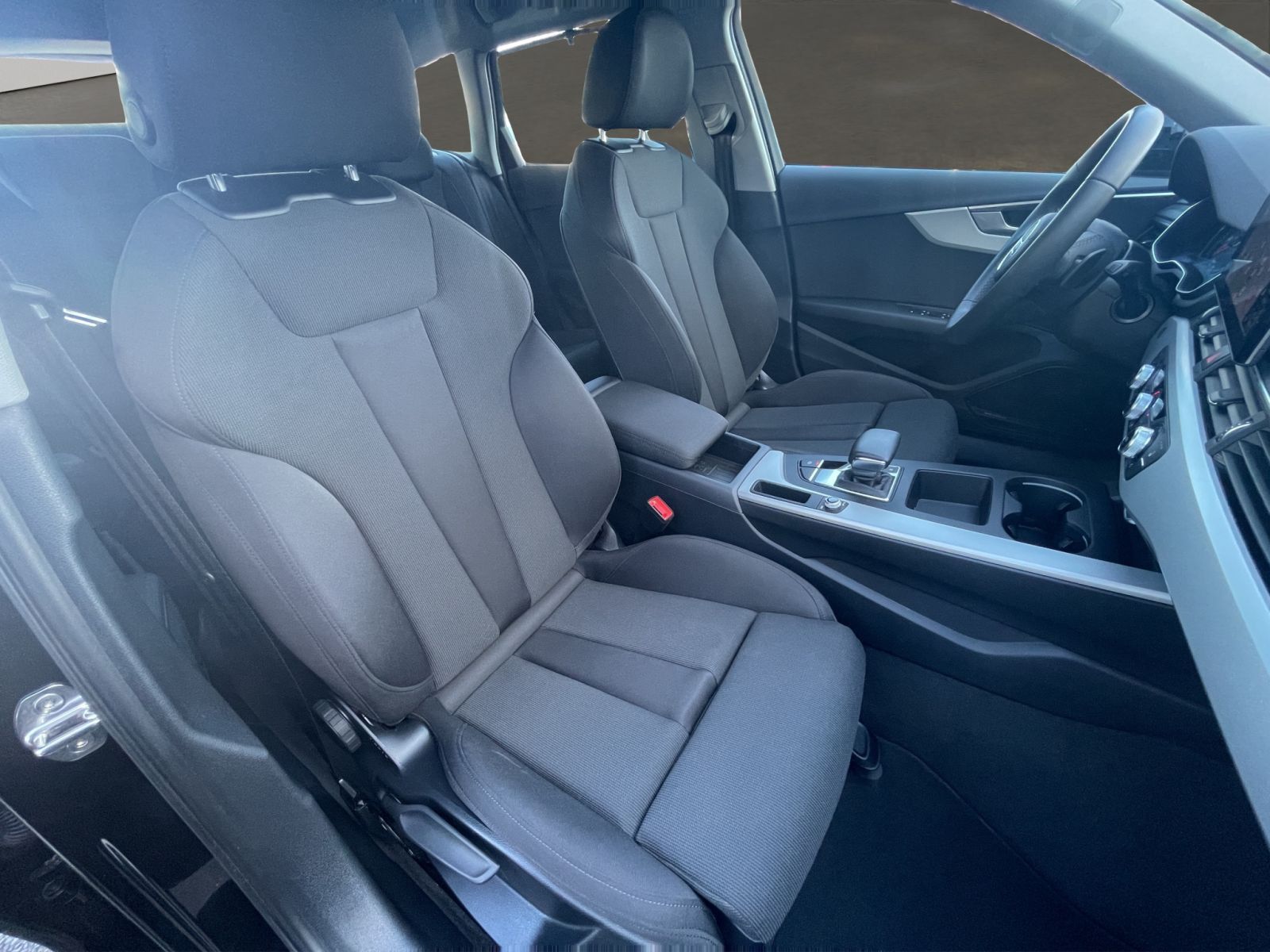Audi A4 - Bild 18