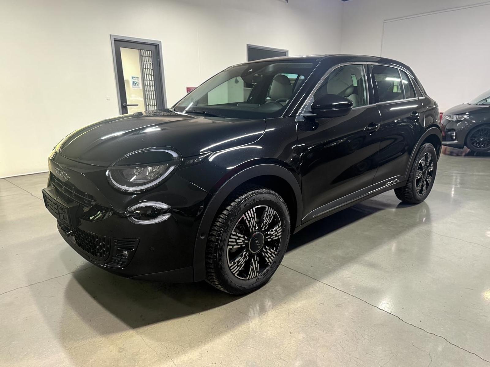 Fiat 600 Hybrid STYLE KAMERA-LED-APPLE-1.HAND