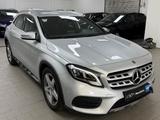 Mercedes-Benz GLA 200*AMG LINE*DAB*NAVI*SHZ*KEYLESS GO*8-FACH* - Mercedes-Benz GLA-Class in Düsseldorf