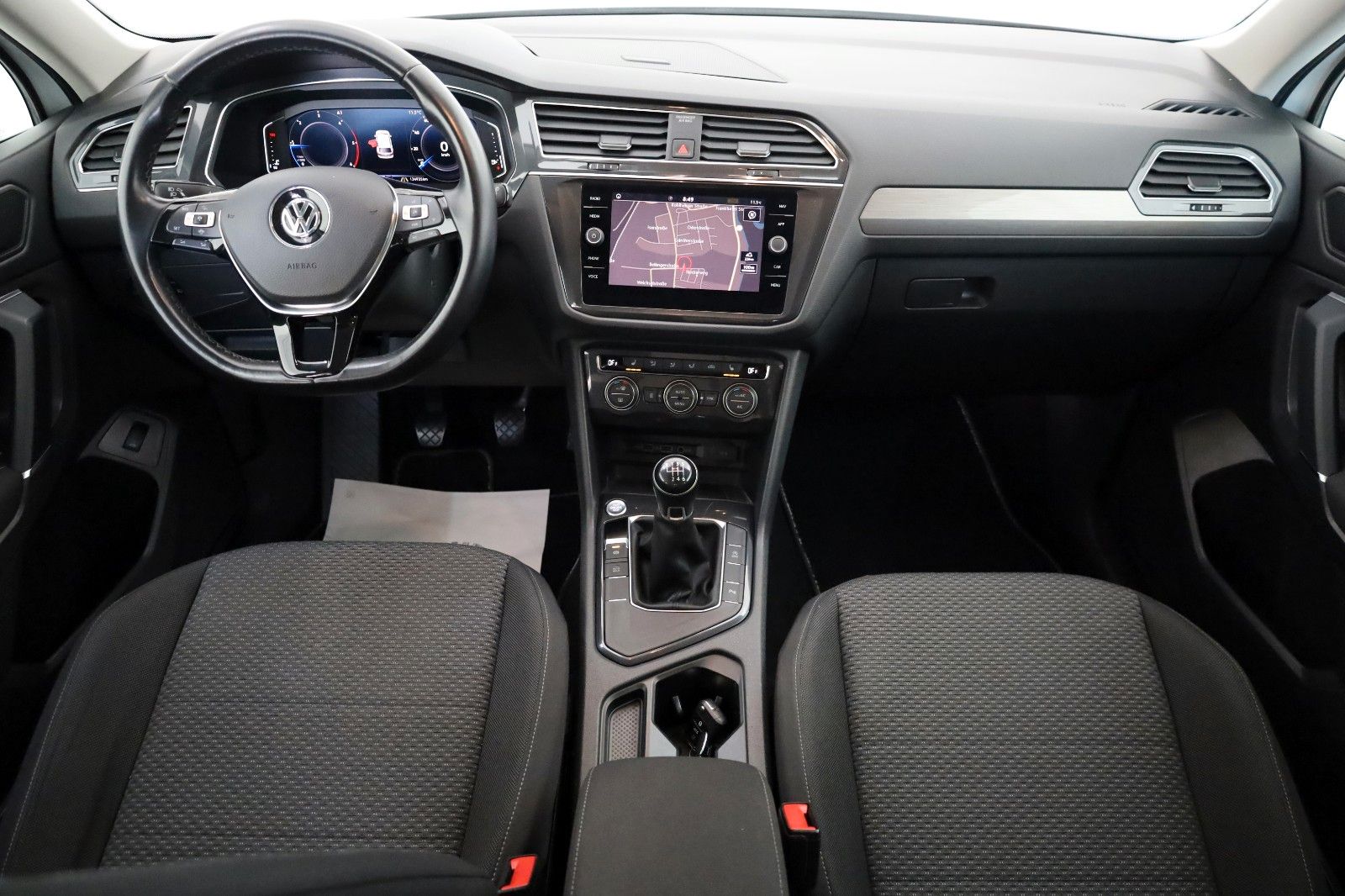 Fahrzeugabbildung Volkswagen Tiguan Allspace Comfortline,Navi,SH,ACC,AHK,+WR