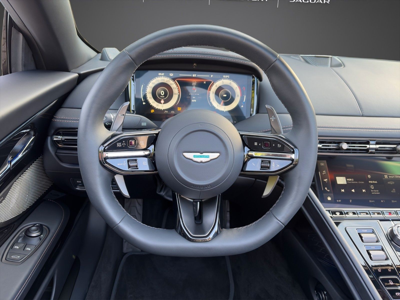 Fahrzeugabbildung Aston Martin DB12 4.0 V8 Volante PPF Bowers & Wilkins
