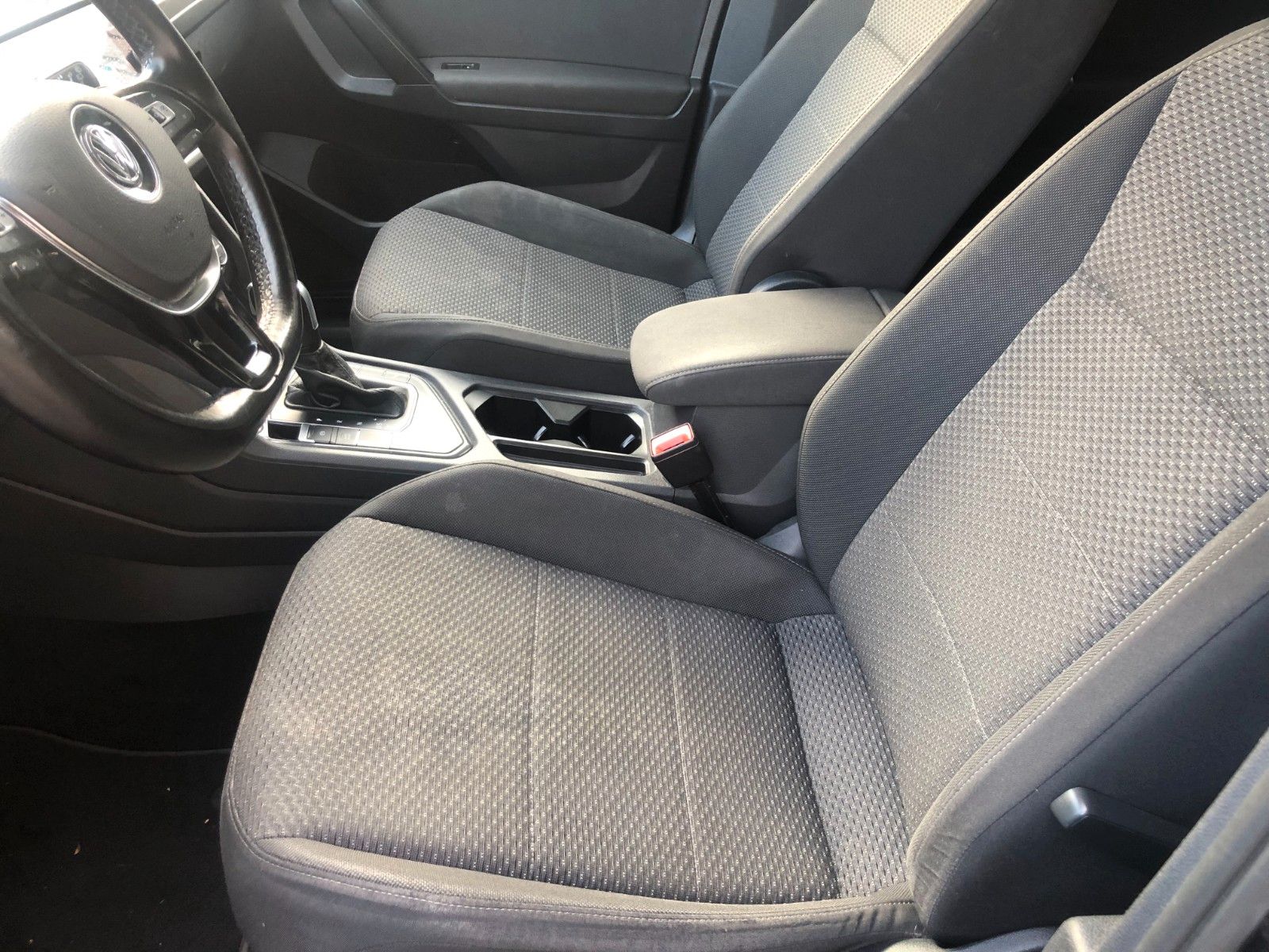 Fahrzeugabbildung Volkswagen Tiguan Allspace Comfortline 7 Sitzer/Automatik