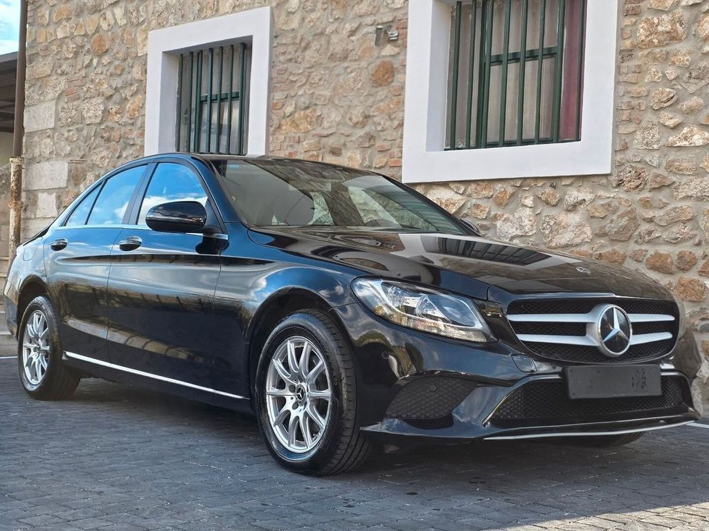 Image of Mercedes-Benz C 180