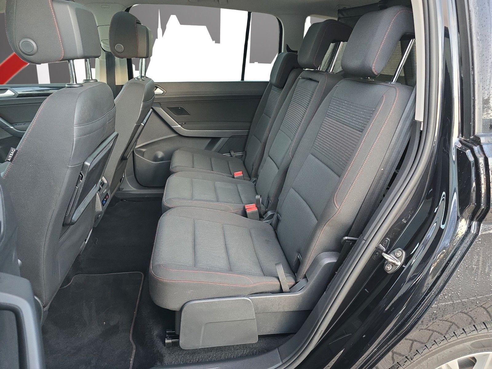 Fahrzeugabbildung Volkswagen Touran 1.4 TSI DSG  LED/NAVI/SHZ/ACC/PDC/PANO