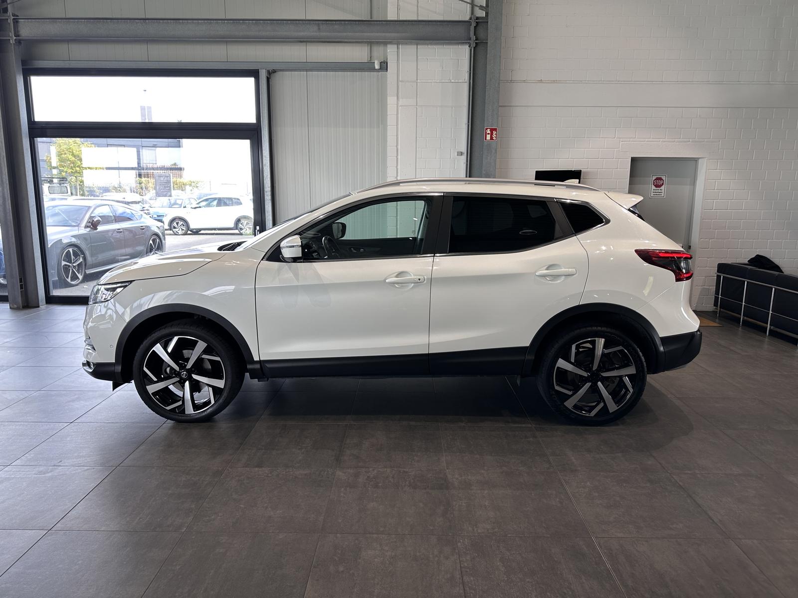 Nissan Qashqai Tekna *ACC, SPURHALTE, TOTWINKEL, 360GR*