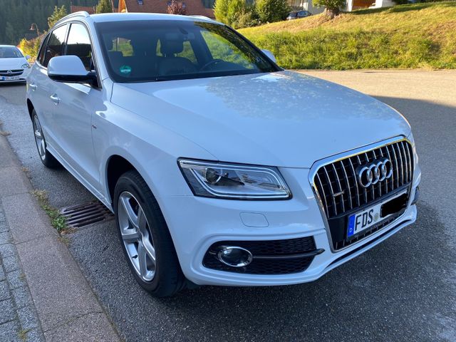 AUDI Q5 2.0 TDI 140kW S tronic quattro -