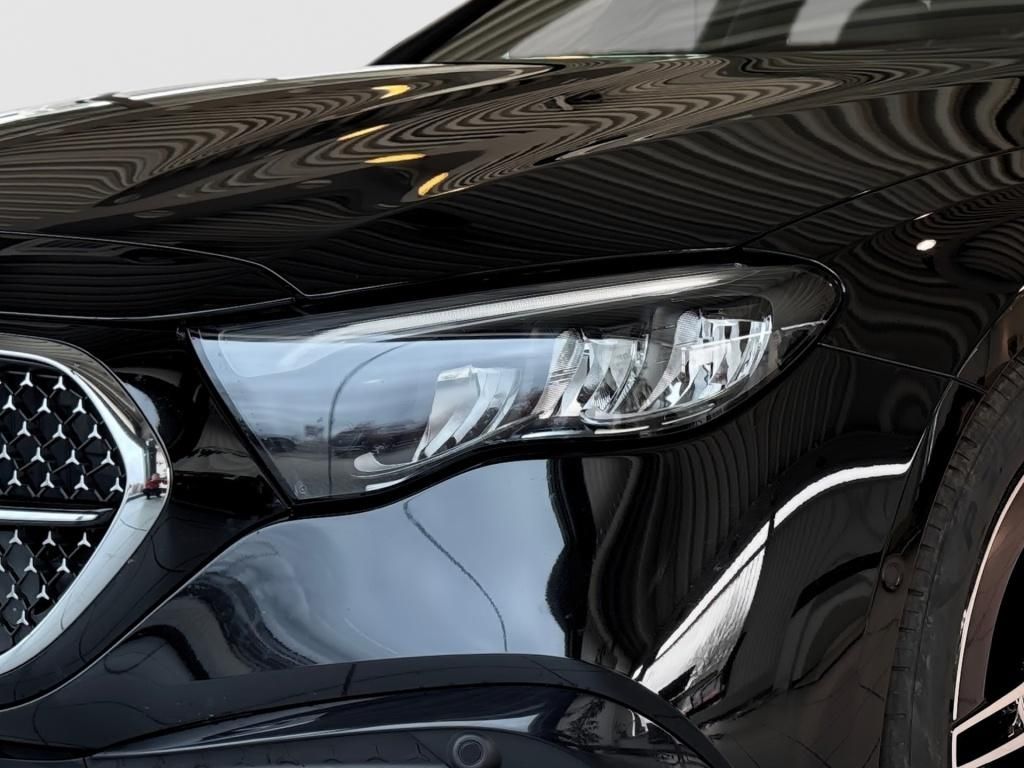 Fahrzeugabbildung Mercedes-Benz E 220 d T AMG AHK MBUX LED KeyLess SHZ Ambiente