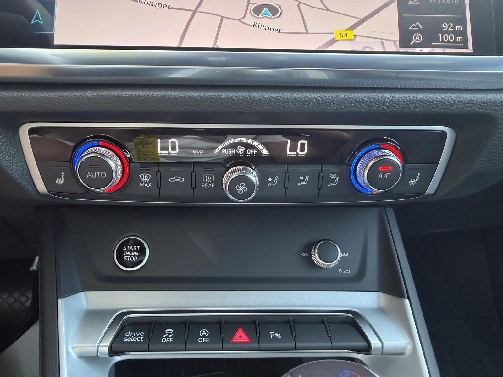 Audi Q3 35 1.5 TFSI S LINE Leder Kamera elektr. AH... foto 23