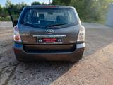 Toyota Corolla Verso 2.2 16V D-4D DPF Sol - Toyota Corolla Verso Sol mit Diesel-Antrieb