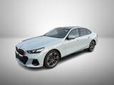 BMW 520i M Sport PANO H&K CARBON 360 HUD KEYLESS - BMW 5er Reihe Jahreswagen