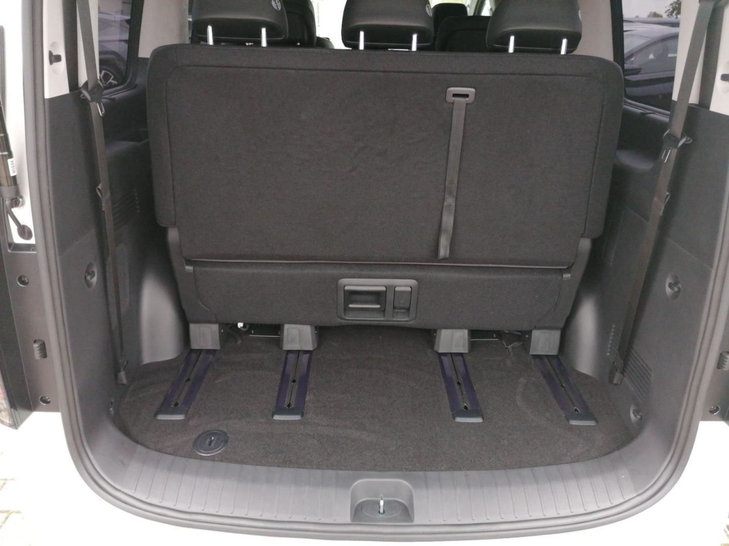 Hyundai Staria – Bild 11