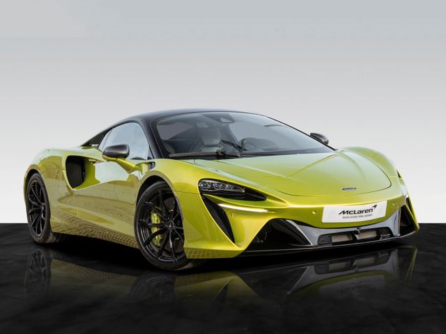 McLaren Artura - Vision | Carbon | Sports Exhaust