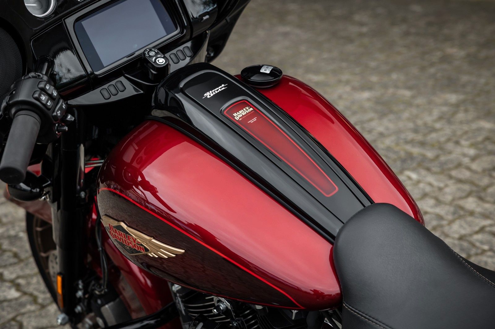 Fahrzeugabbildung Harley-Davidson FLHXS Street Glide 114 cui - 120th ANNIVERSARY