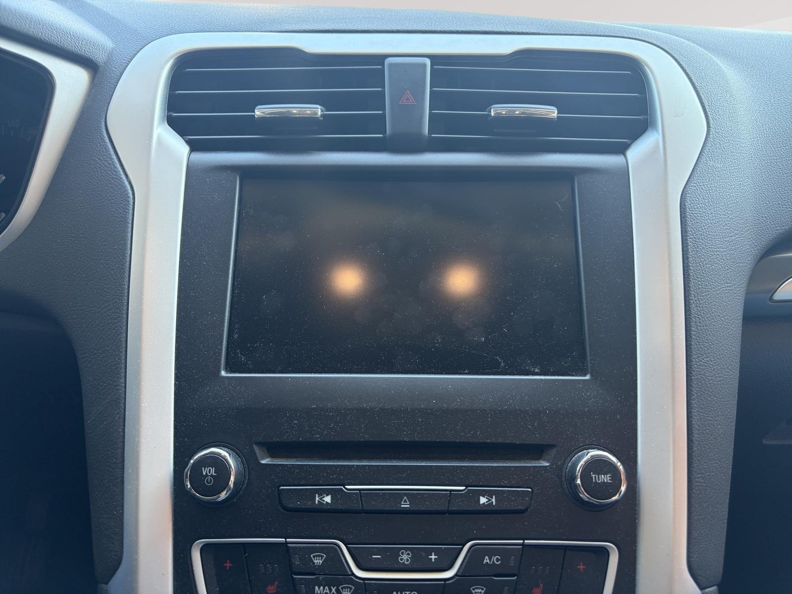 Ford Mondeo 2015 — photo 23