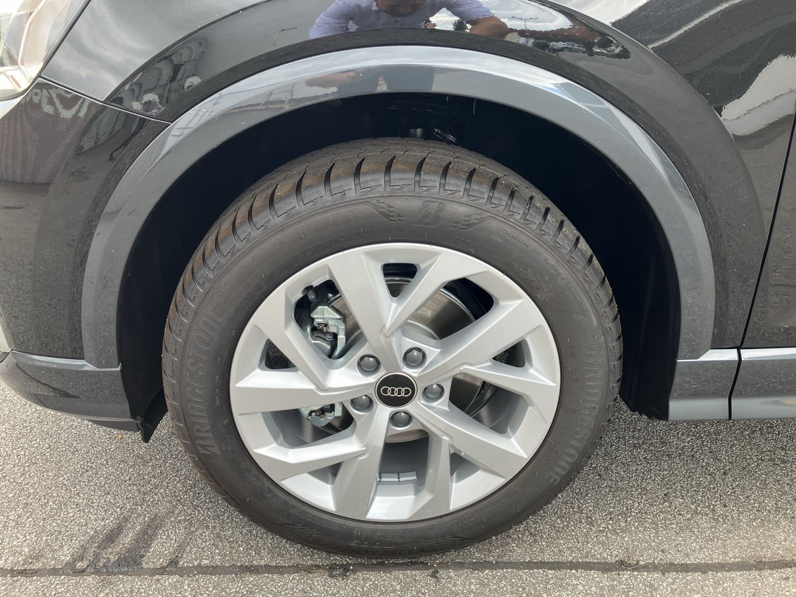 Fahrzeugabbildung Audi Q2 35 TFSI advanced Matrix, virtual cockpit plus