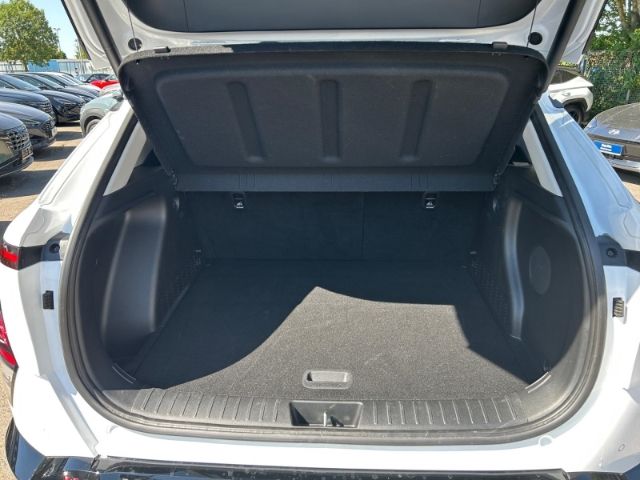 Fahrzeugabbildung Hyundai KONA Prime Elektro 2WD El. Panodach Navi Leder D