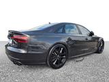 Audi S8 PLUS 4.0 TFSI QUATTRO 700+ PS SPORT KERAMIK / - Audi S8 mit Benzin-Antrieb: Automatik