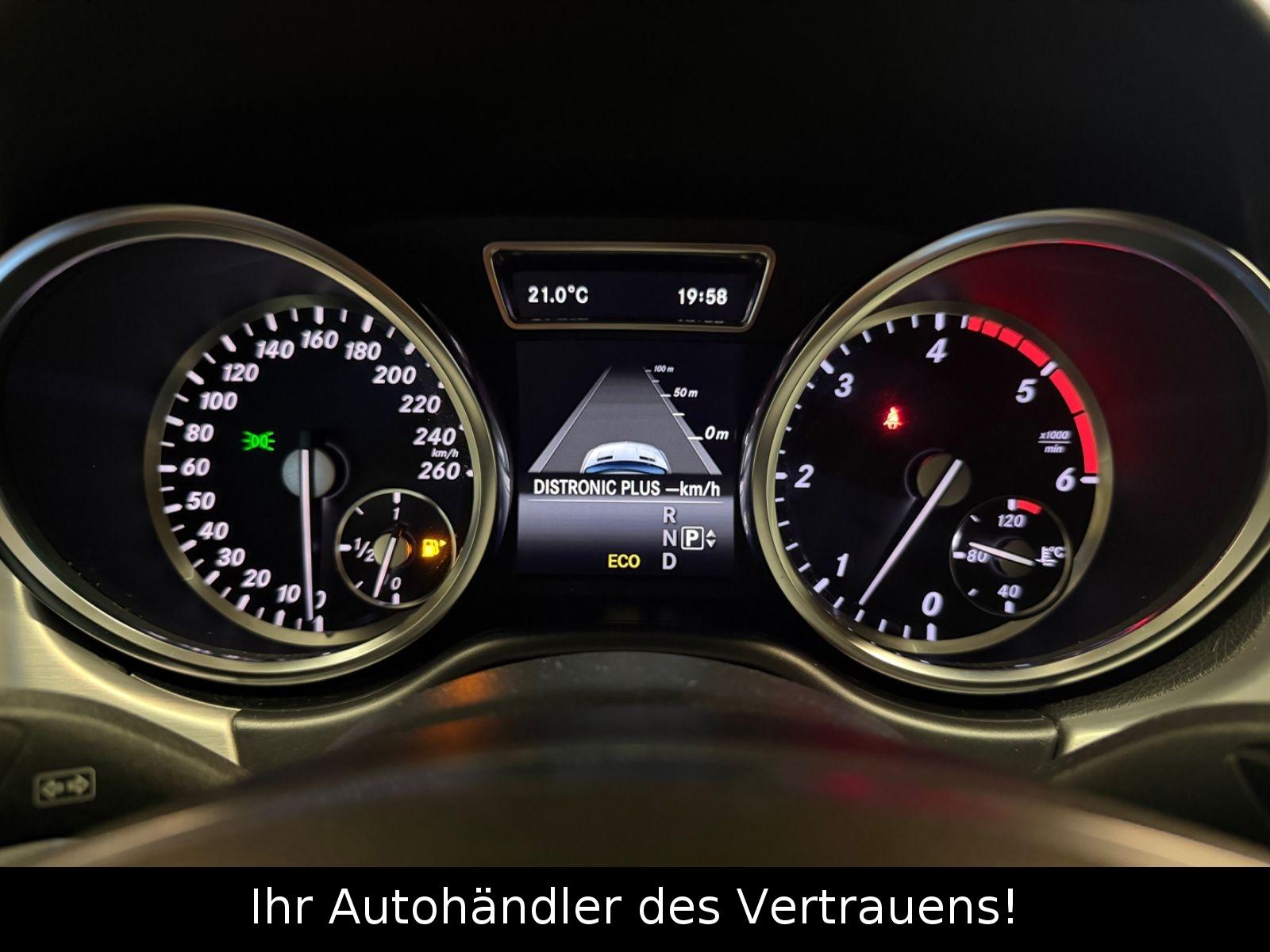 Mercedes-Benz ML 350CDI BlueTec 4Matic*Pano*DISTRONIC*AHK*NAVI