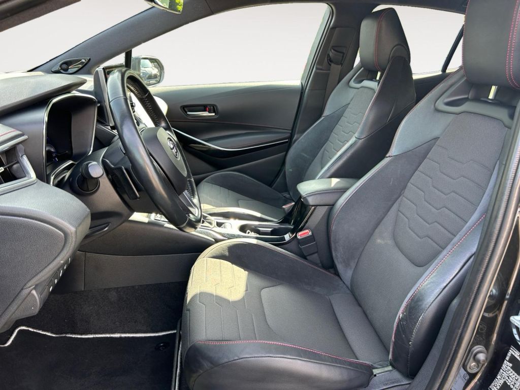 Fahrzeugabbildung Toyota Corolla 2.0 Hybrid Lounge