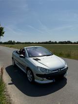Peugeot 206 CC Cabrio, Automatik, Klima, TÜV - Peugeot 206 Gebrauchtwagen in Halle