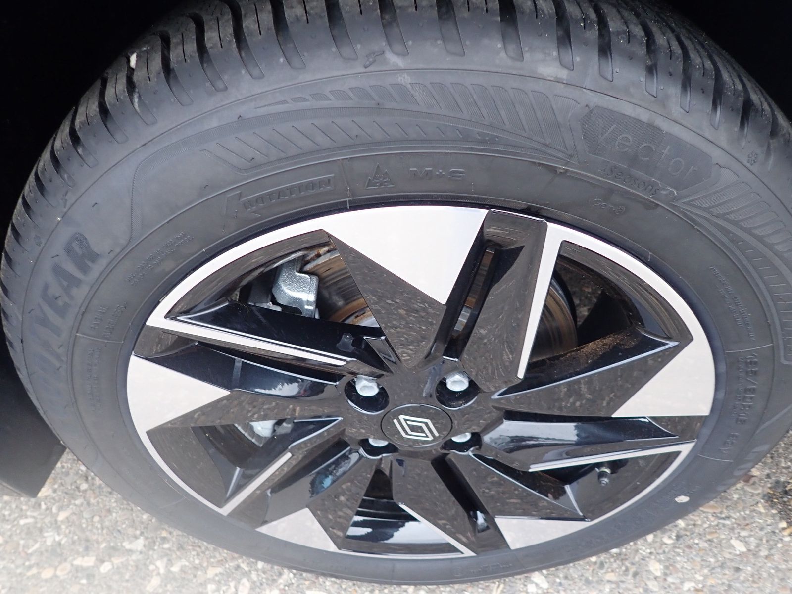 Fahrzeugabbildung Renault Clio Techno TCe 115